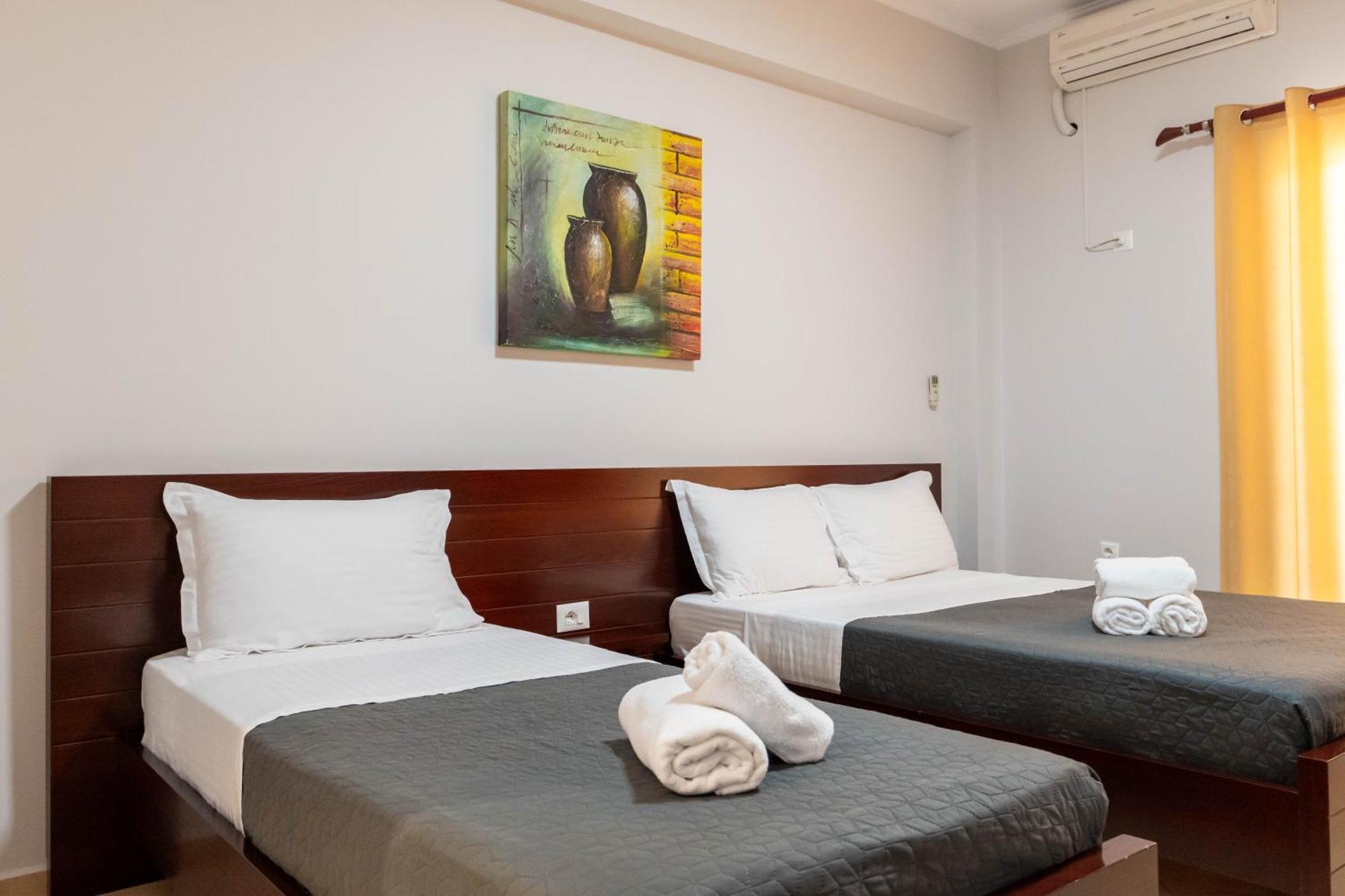 Hotel Milo Ксамил Екстериор снимка